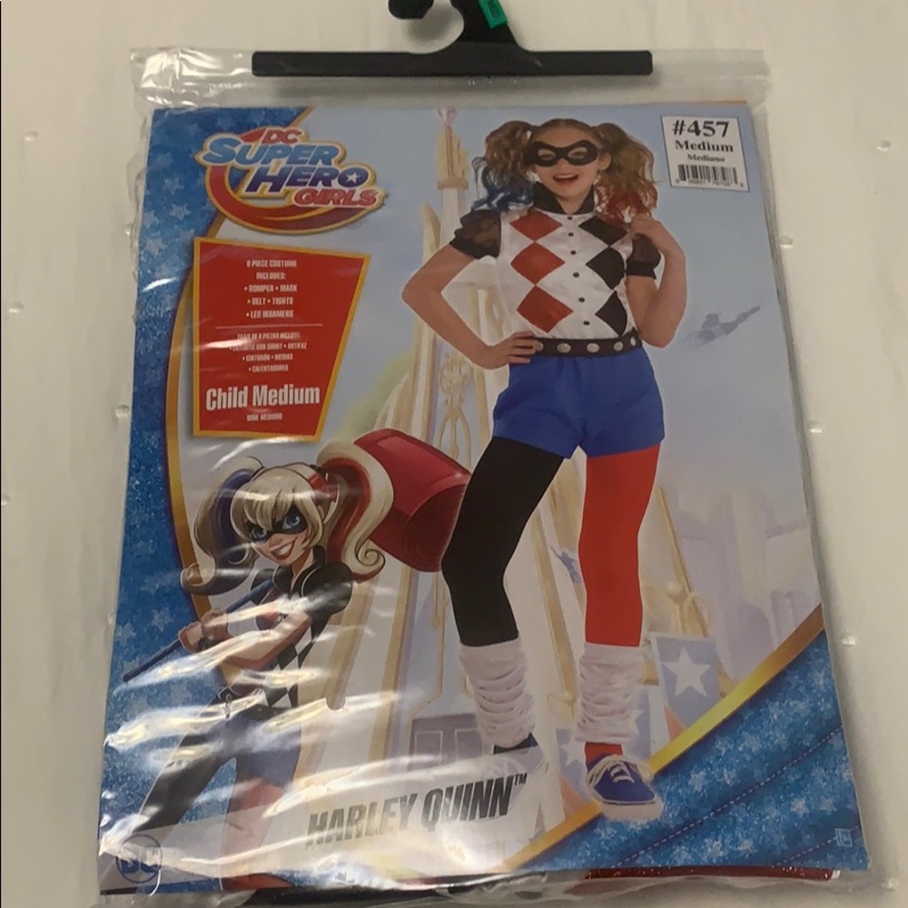 Girl’s costume.